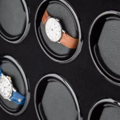 Klagenfurt Uhrenbeweger Rechts-Links-Lauf 12 Uhren LED Touch-Display -Klarstein 10029403 yy 0006 logo