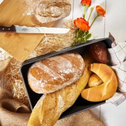 Stigby 2-in-1 Brotkasten Mit Schneidebrett Metallblech Bambus -Klarstein 10038084 yy 0005 logo